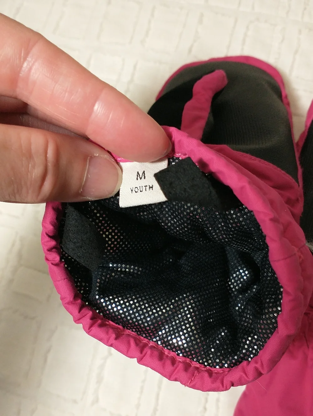 Columbia Omni Heat Pink Girls Mittens, Size M, Winter Outdoors